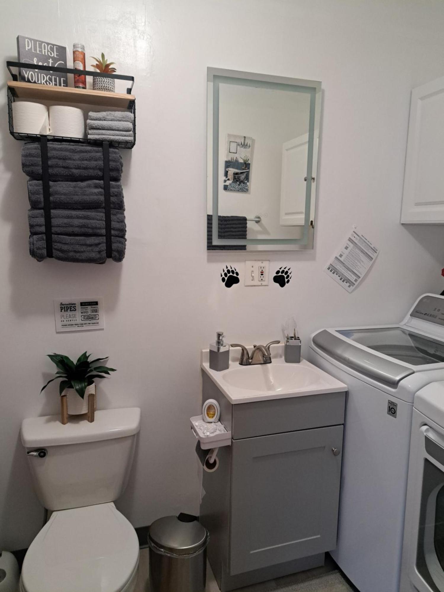Little Cub Villa- 3beds-2baths-gamerm-firepit-outdoor Obstacle Course-wifi-ac * Tobyhanna
